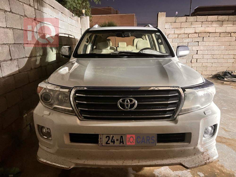 تويوتا لاندكروزر